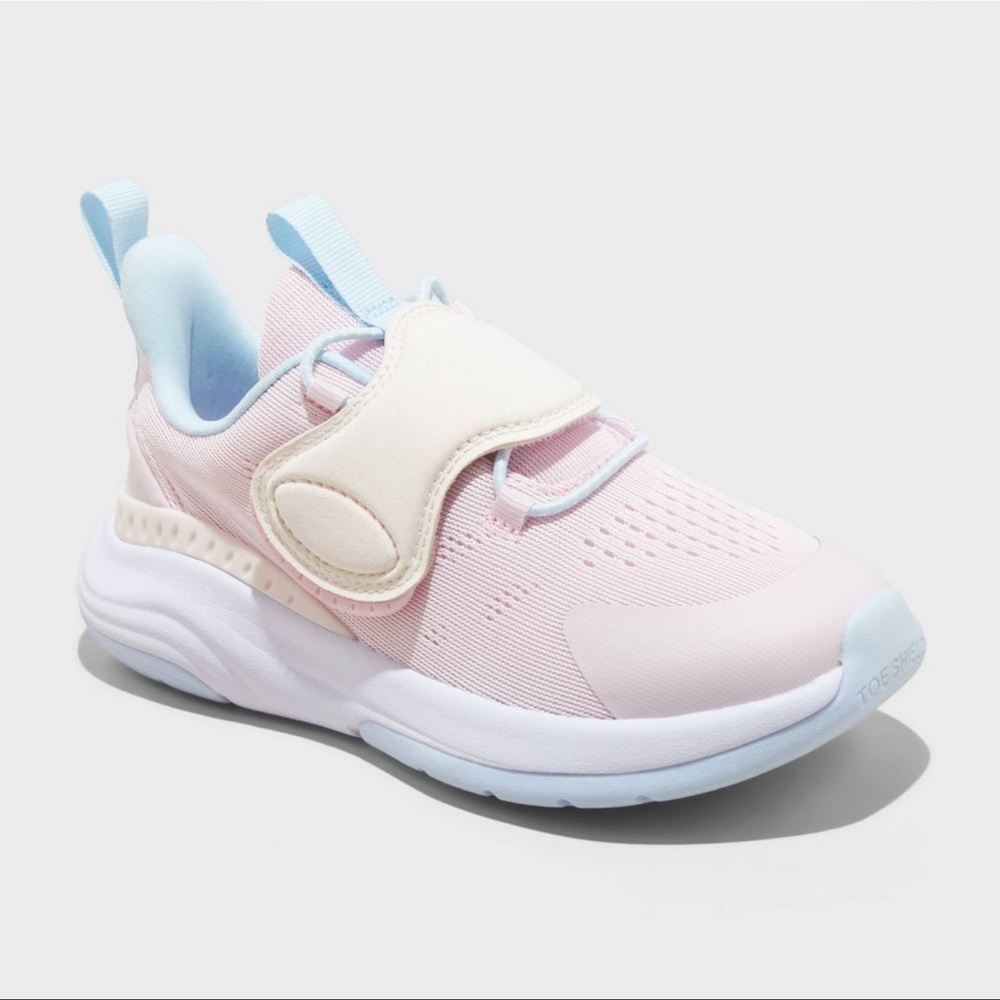 Target (a new day) sneakers youth size 3